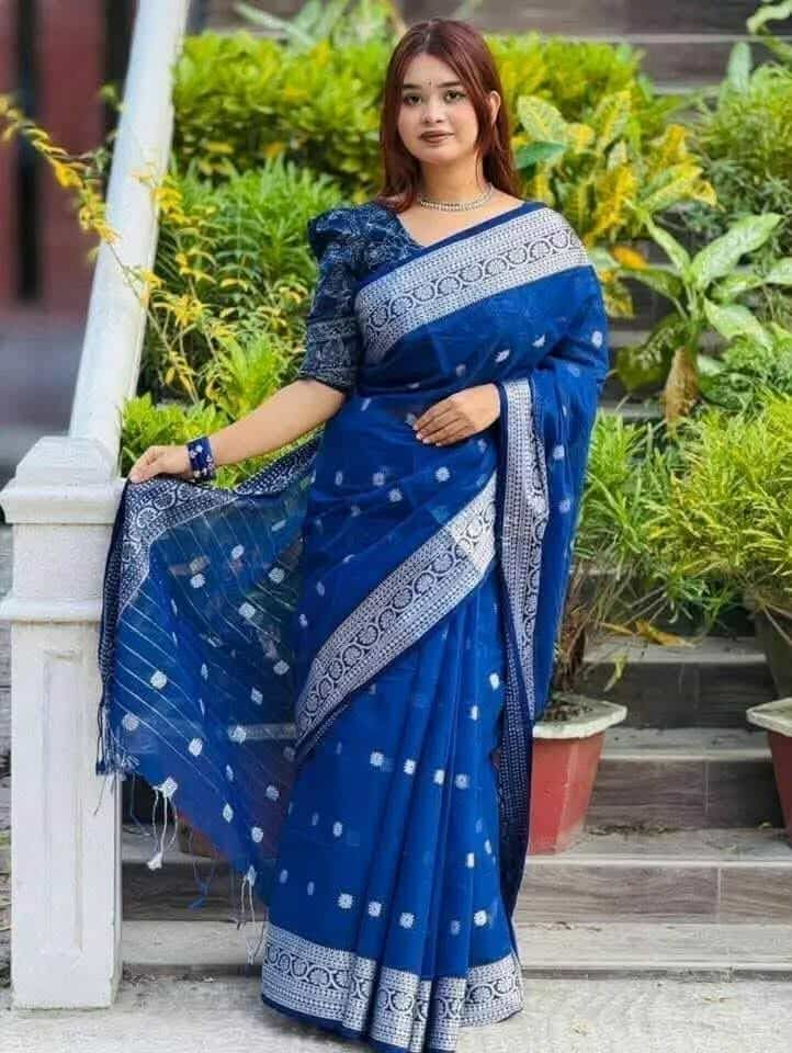 নকশি পাইর শাড়ি ব্লাউজ পিস সহ,,